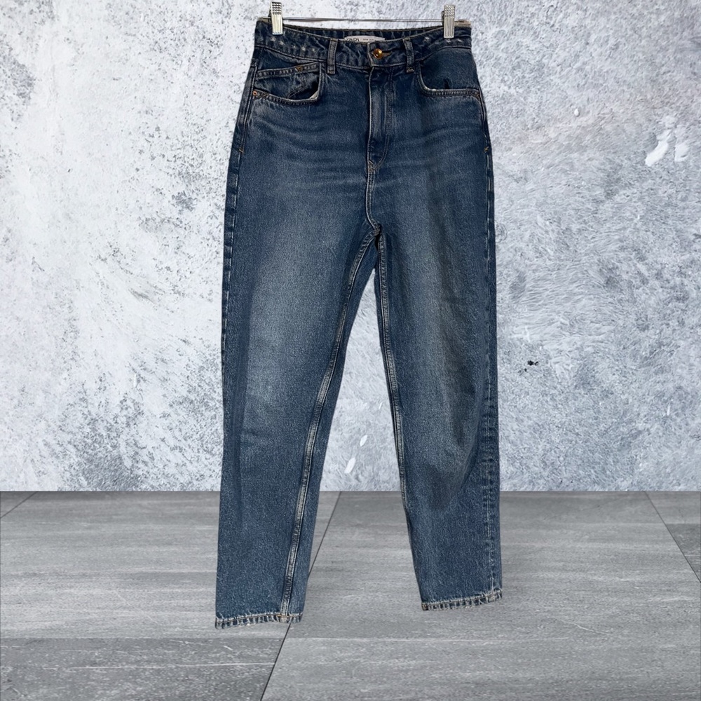 Zara high Rise jeans. EUC